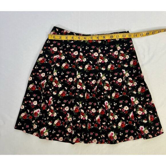 Vintage Pleated Skirt Button Down Top Set Black Micro floral Sz Small USA Made - Picture 12 of 13